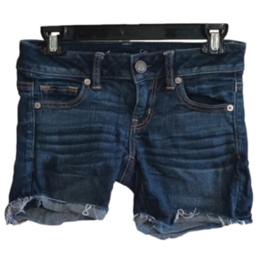 American Eagle cutoff denim shorts. Size 0. Supercute staple for summer.